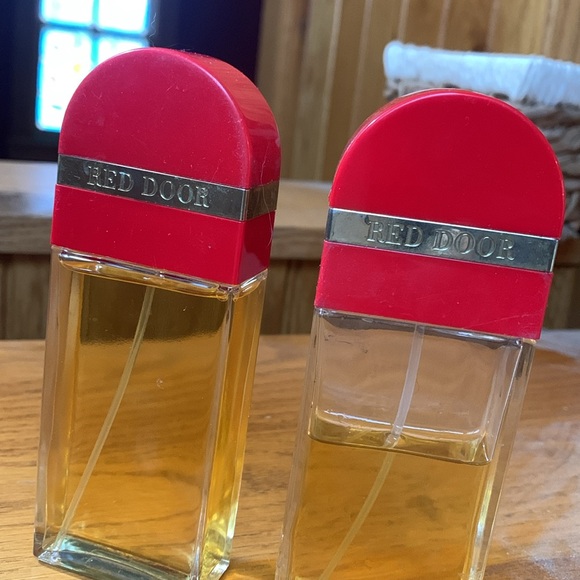 Red Door - Picture 3 of 4